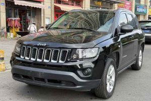 指南者 Jeep 改款 2.0L 兩驅(qū)精英版
