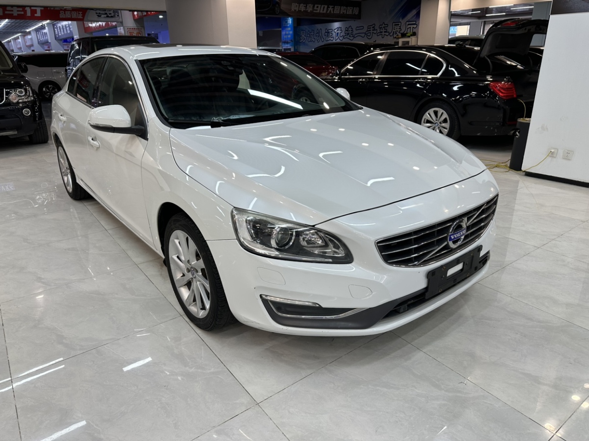 沃爾沃 S60  2016款 L 2.0T T4 智遠(yuǎn)版圖片