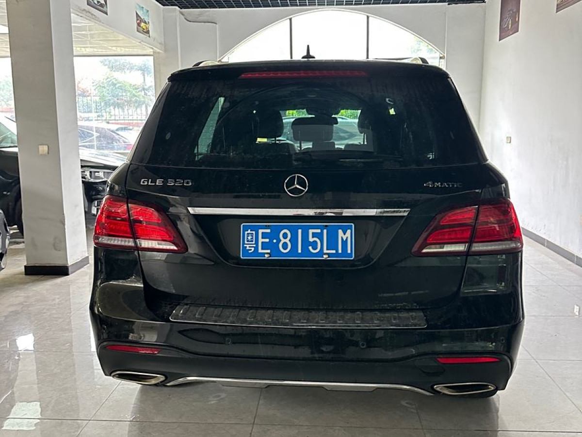 奔馳 奔馳GLE  2017款 GLE 320 4MATIC 豪華型圖片