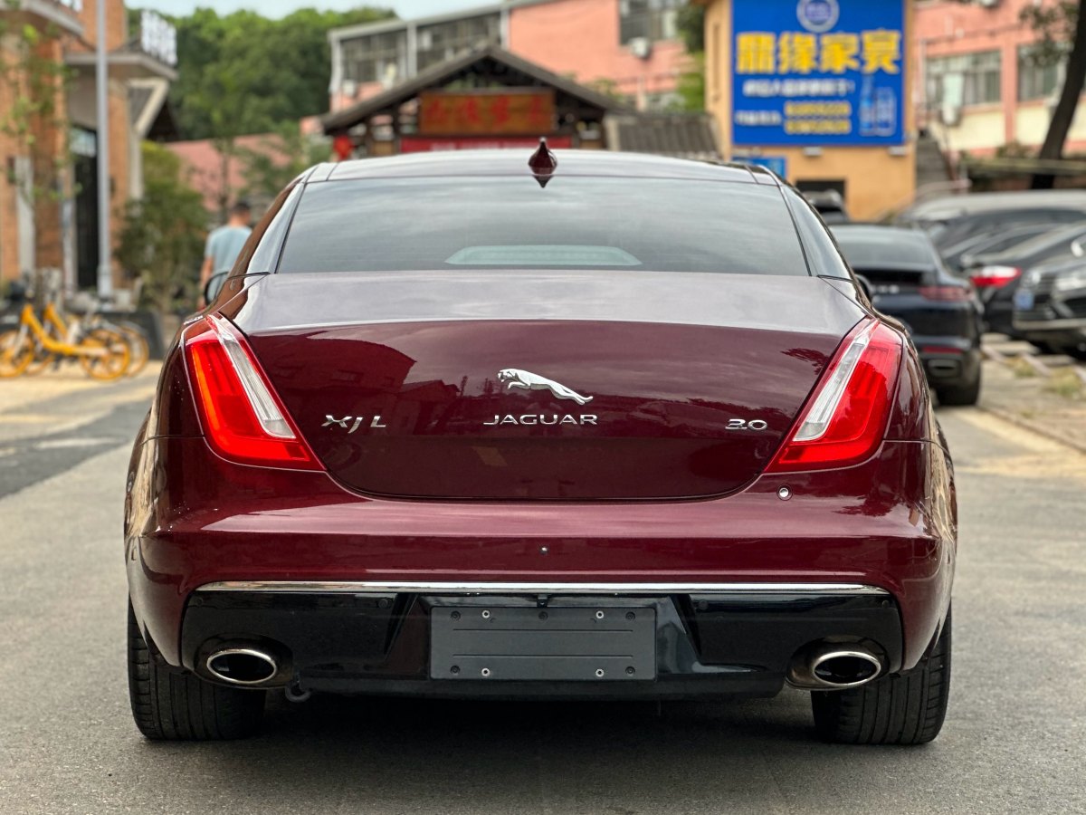 捷豹 XJ  2016款 XJL 3.0 SC 兩驅(qū)典雅商務(wù)版圖片