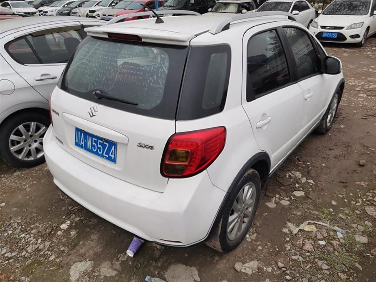 鈴木 天語(yǔ) SX4  2013款 1.6L 手動(dòng)酷銳型圖片