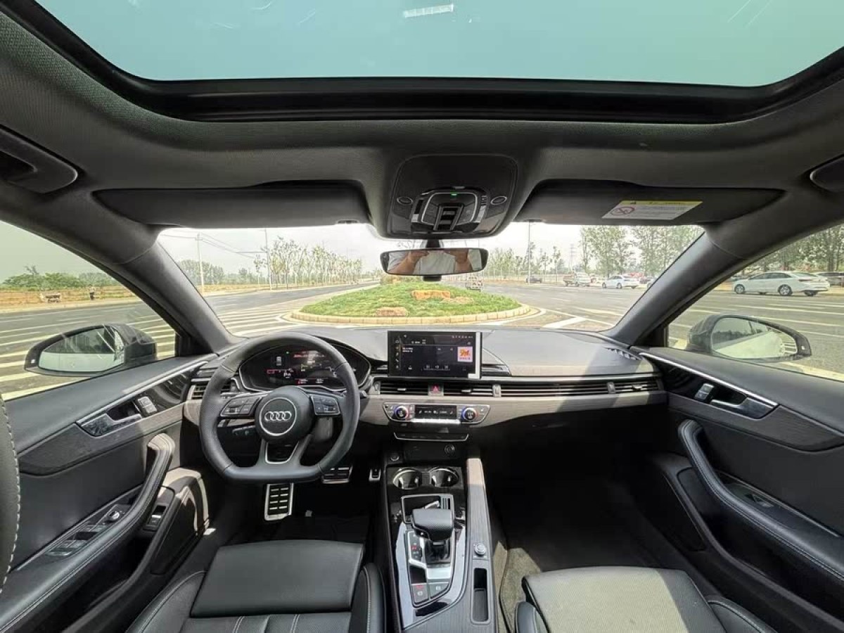 奧迪 奧迪A4L  2024款 40 TFSI 豪華動(dòng)感型圖片