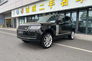 攬勝 路虎 3.0 L6 400PS 傳世加長(zhǎng)經(jīng)典版