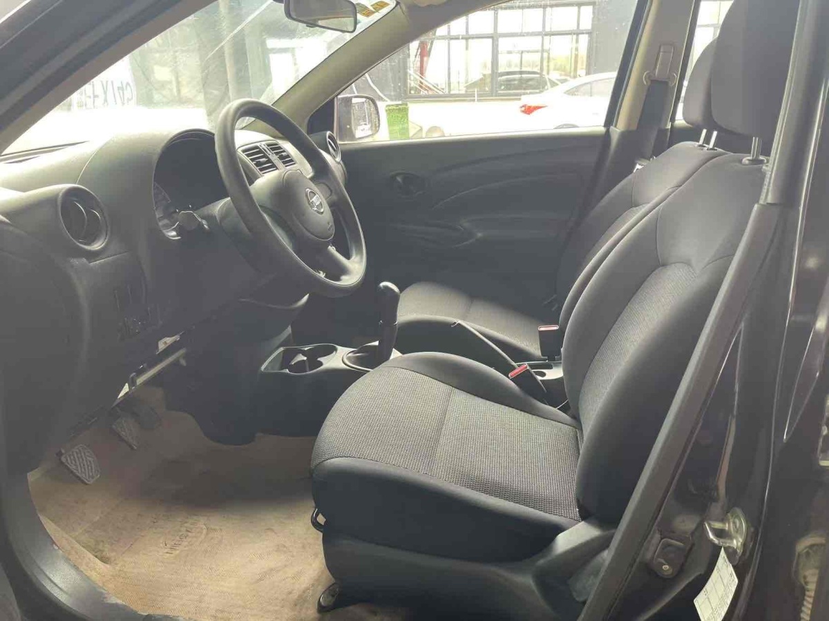 日產(chǎn) 陽光  2011款 1.5XE CVT舒適版圖片