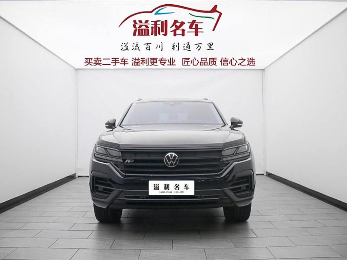 大眾 途銳  2023款 3.0TSI 銳享版 曜黑運(yùn)動(dòng)套裝圖片