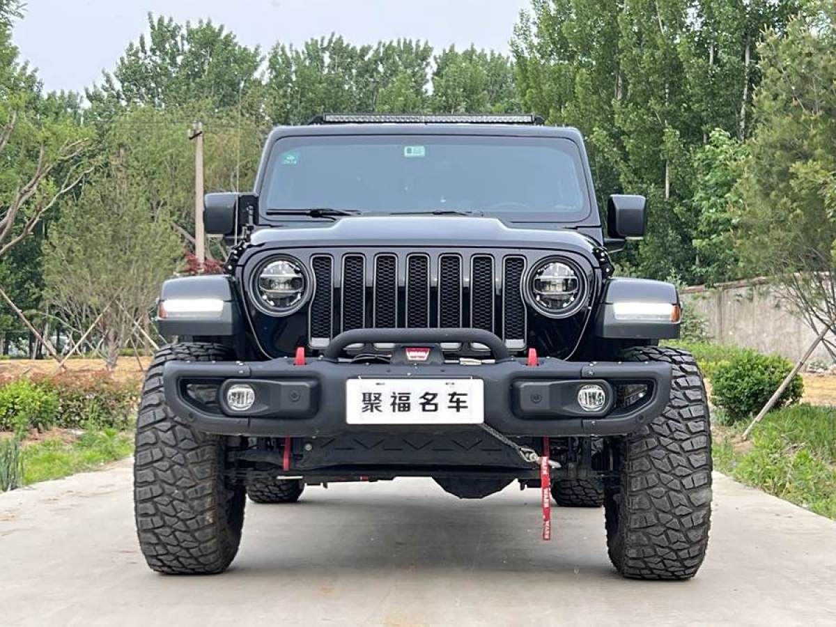 2022年5月Jeep 牧馬人  2024款 2.0T 羅賓漢四門版