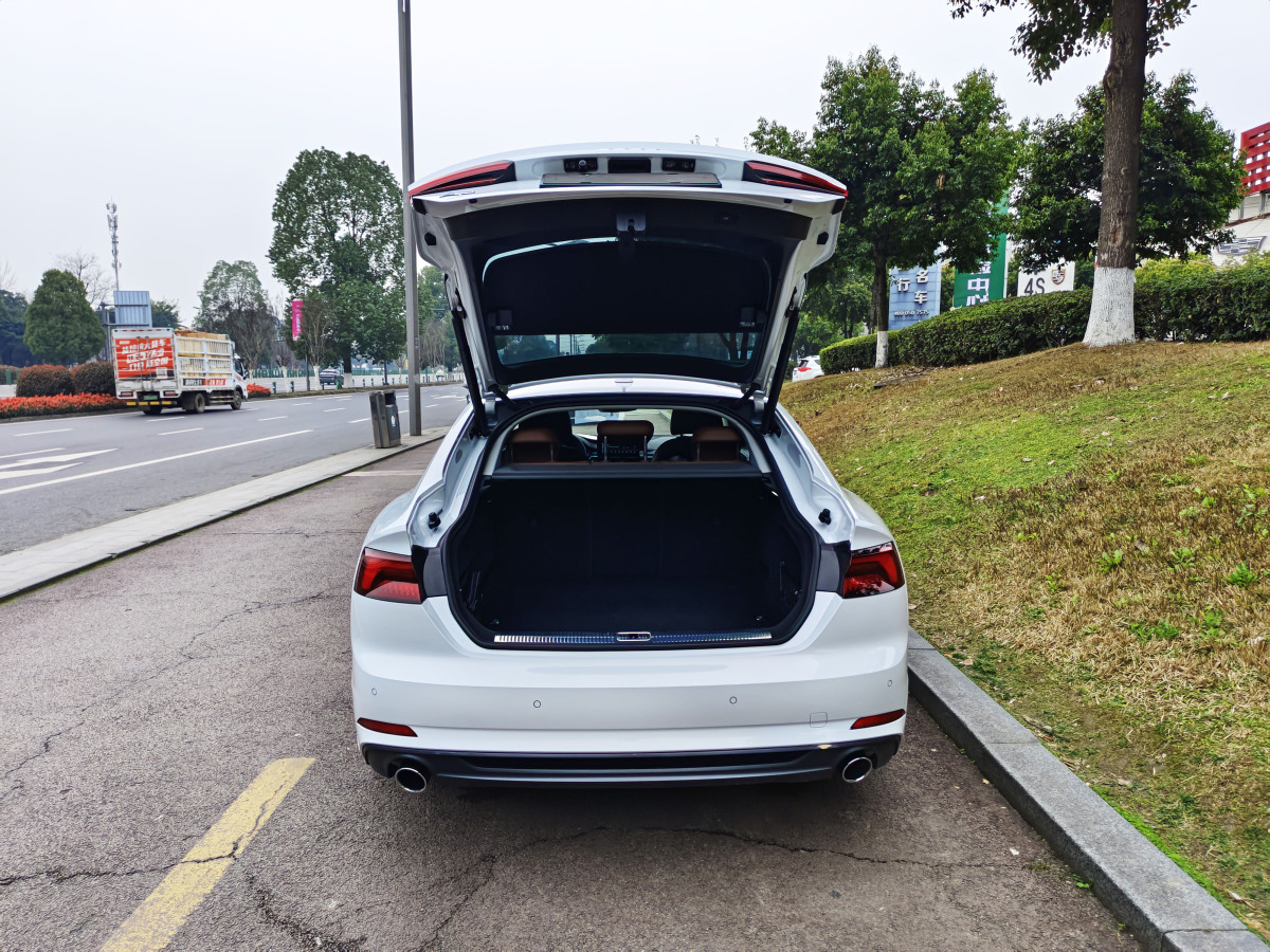 奧迪 奧迪A5  2019款 Sportback 40 TFSI 時尚型圖片