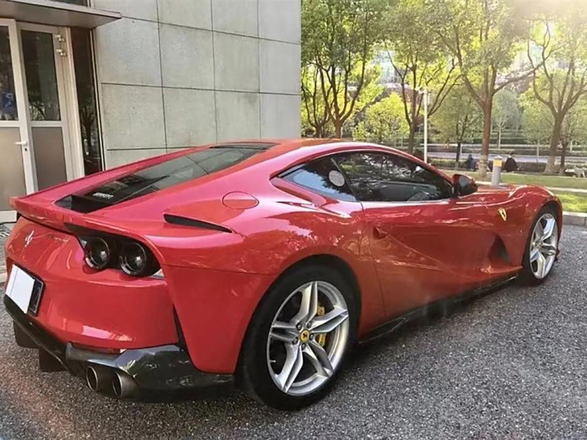 法拉利 812 Superfast  2017款 6.5L 標(biāo)準(zhǔn)型圖片