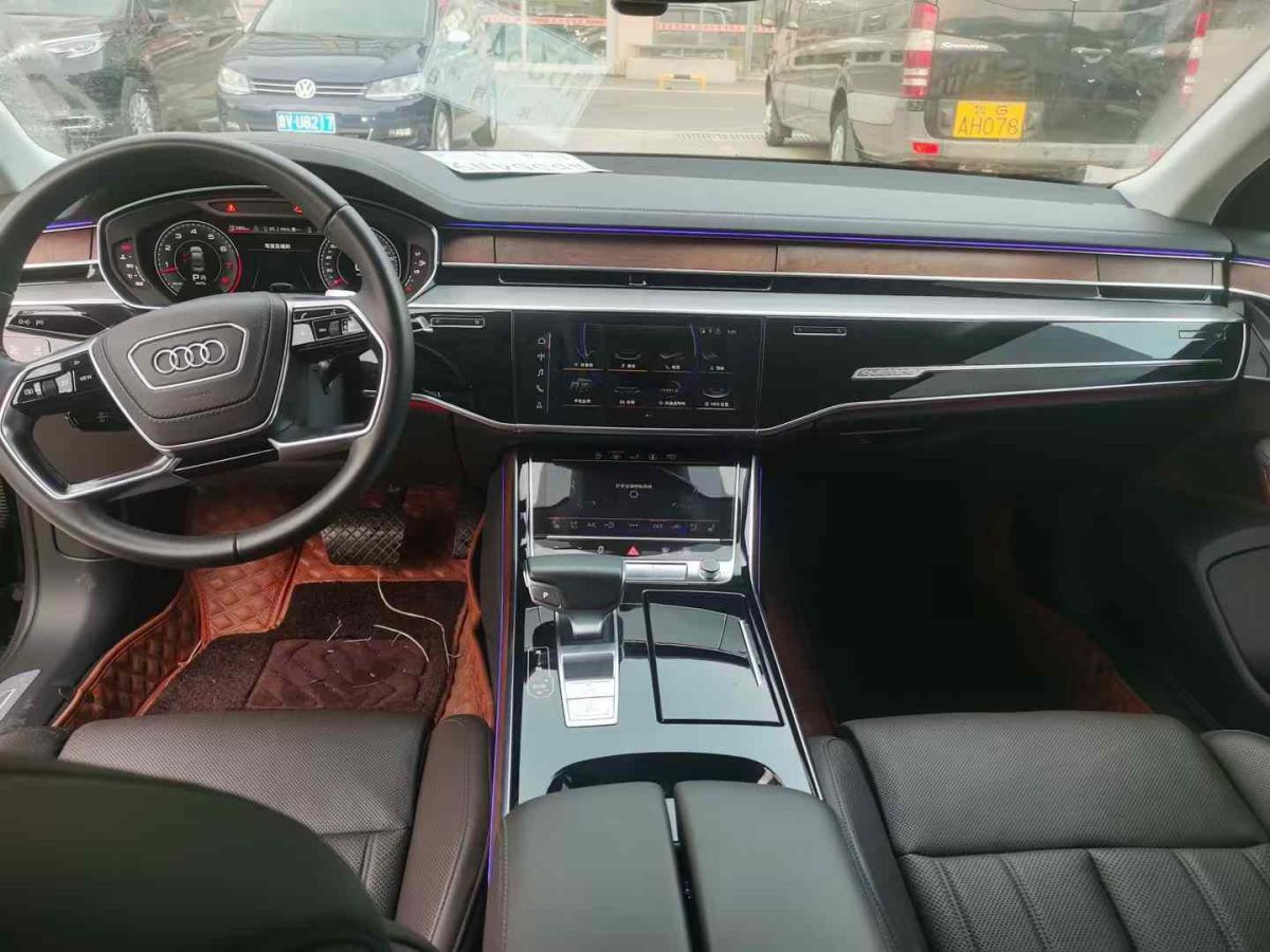 奧迪 奧迪S8  2020款 S8L 4.0TFSI quattro圖片