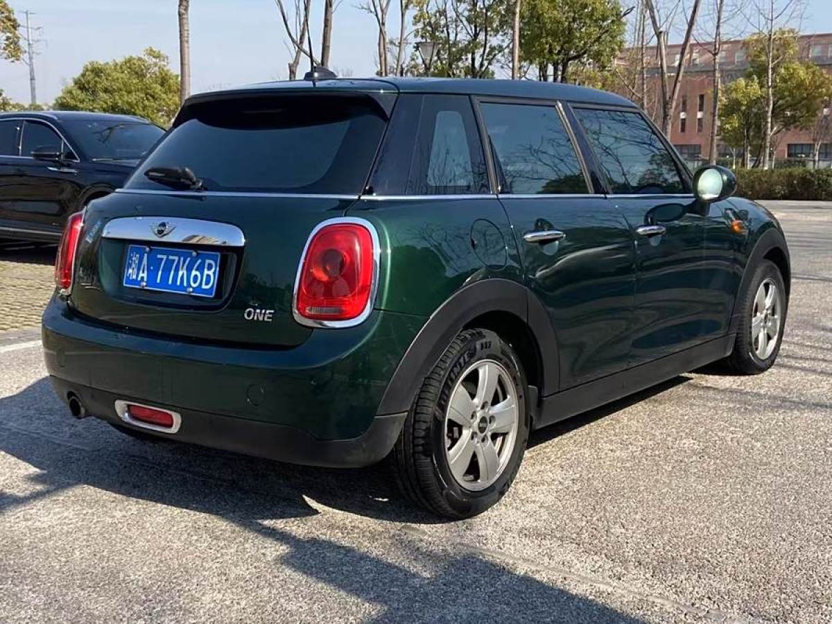 MINI MINI  2015款 1.2T ONE 五門版圖片