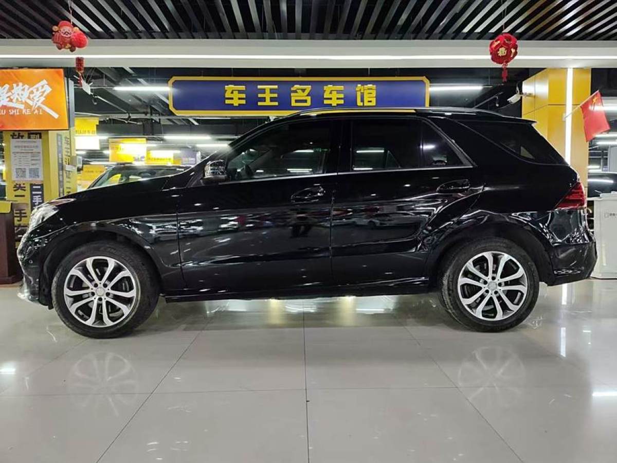 奔馳 奔馳GLE  2017款 GLE 320 4MATIC 動(dòng)感型圖片