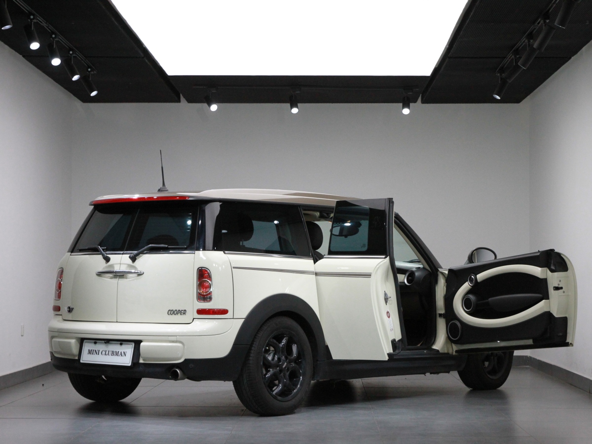 2013年6月MINI CLUBMAN  2011款 1.6L COOPER Fun