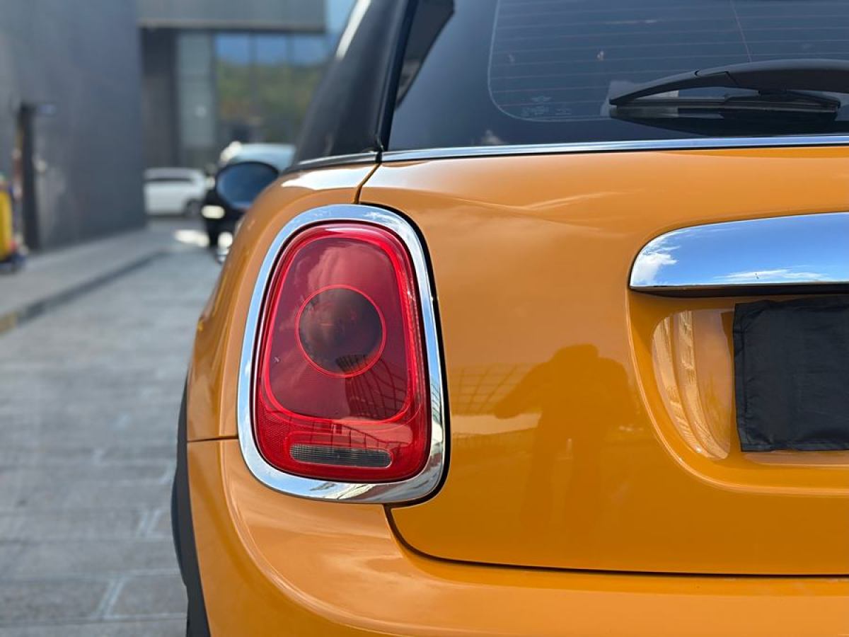 MINI MINI  2015款 1.5T COOPER Fun 五門版圖片