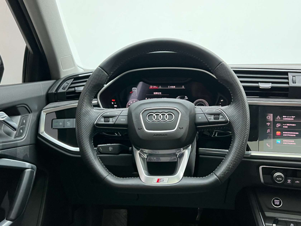 奧迪 Q3 Sportback 2022款 40 TFSI 時(shí)尚型圖片