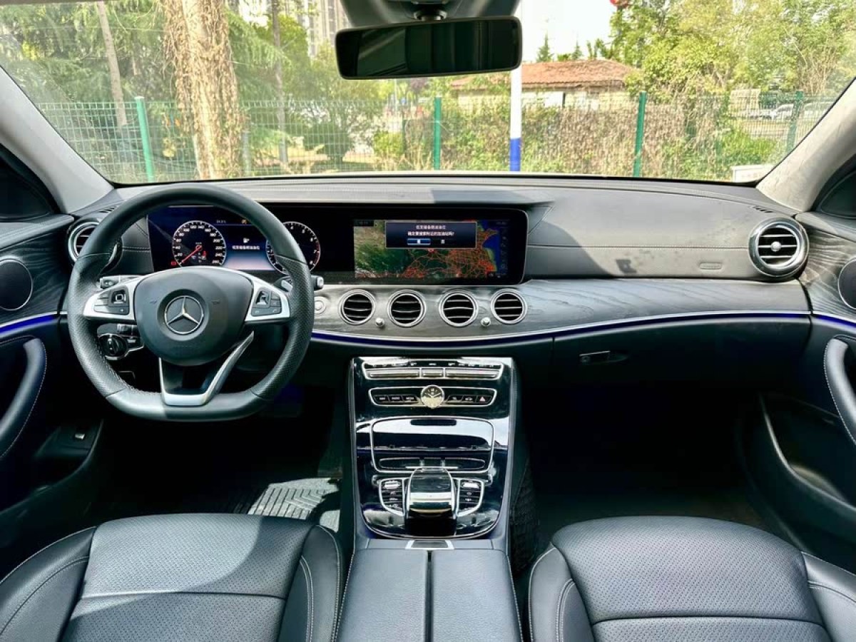 奔馳 奔馳E級  2017款 E 300 L 運動豪華型圖片
