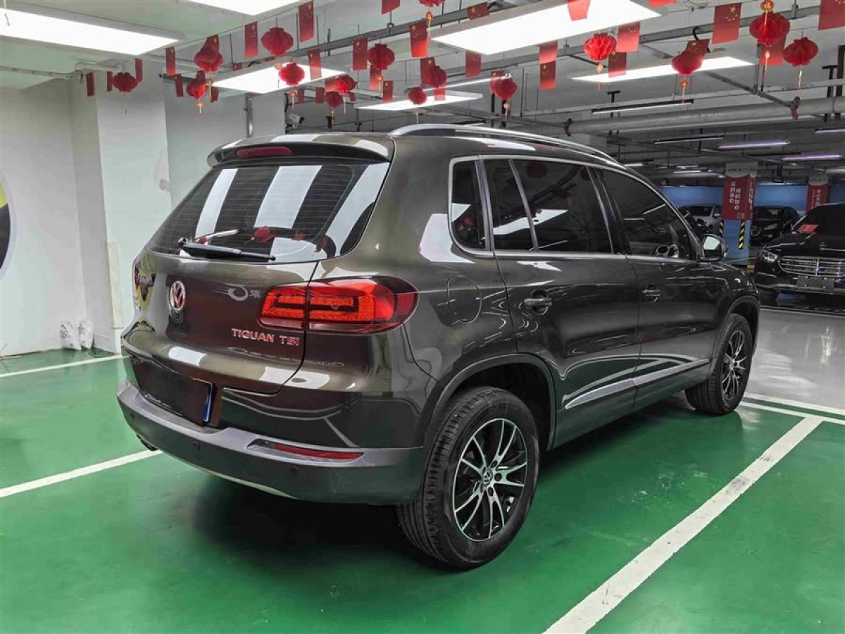 大眾 途觀  2015款 1.8TSI 自動兩驅(qū)豪華型圖片