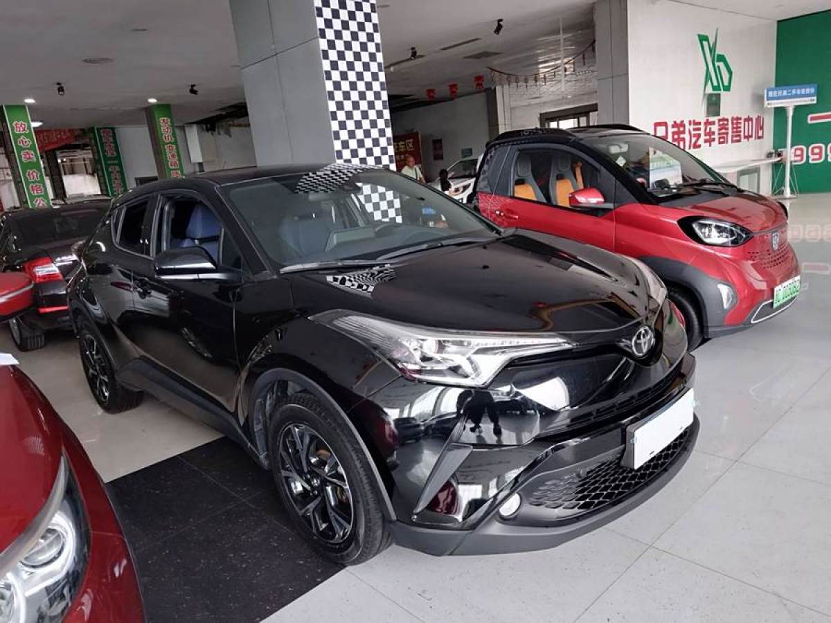 豐田 C-HR  2020款 2.0L 豪華版圖片