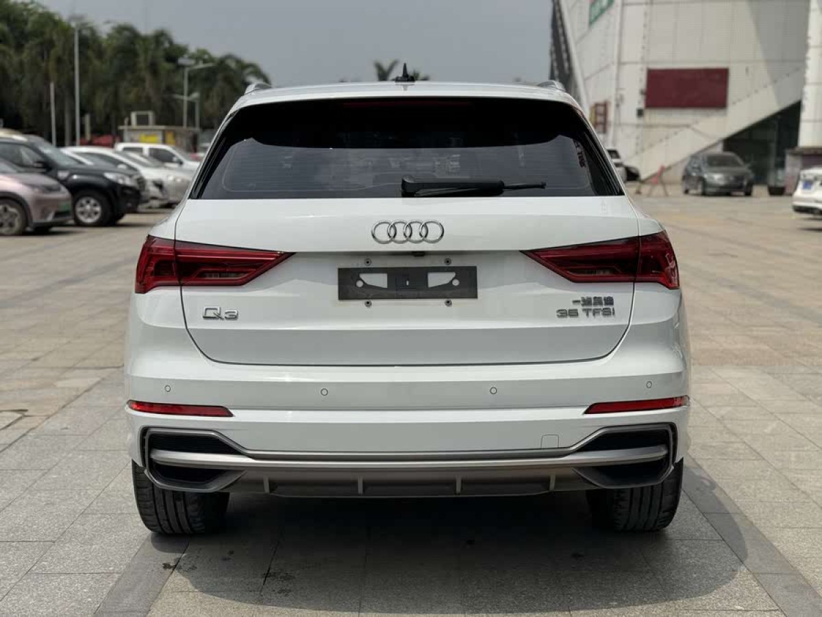 奧迪 奧迪Q3  2021款 35 TFSI 時尚動感型圖片