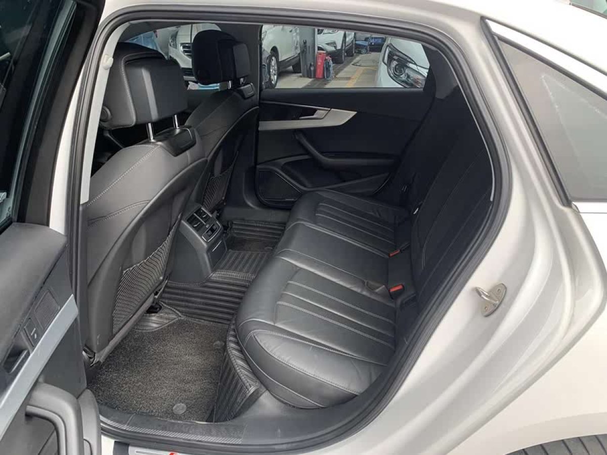 奧迪 奧迪A4L  2020款 40 TFSI 時尚動感型圖片