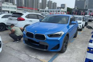 寶馬X2 寶馬 sDrive20i M越野套裝