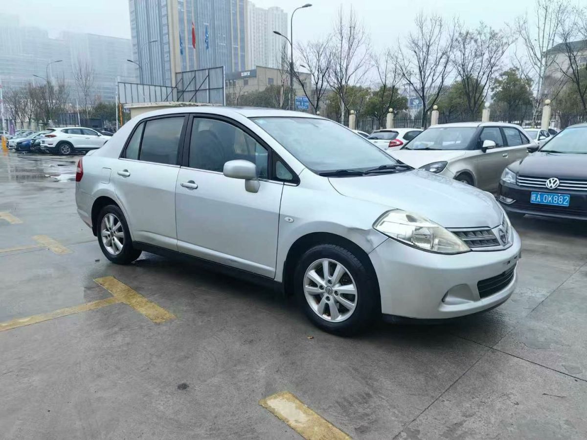 2009年1月日產(chǎn) 頤達  2009款 1.6L 自動科技版