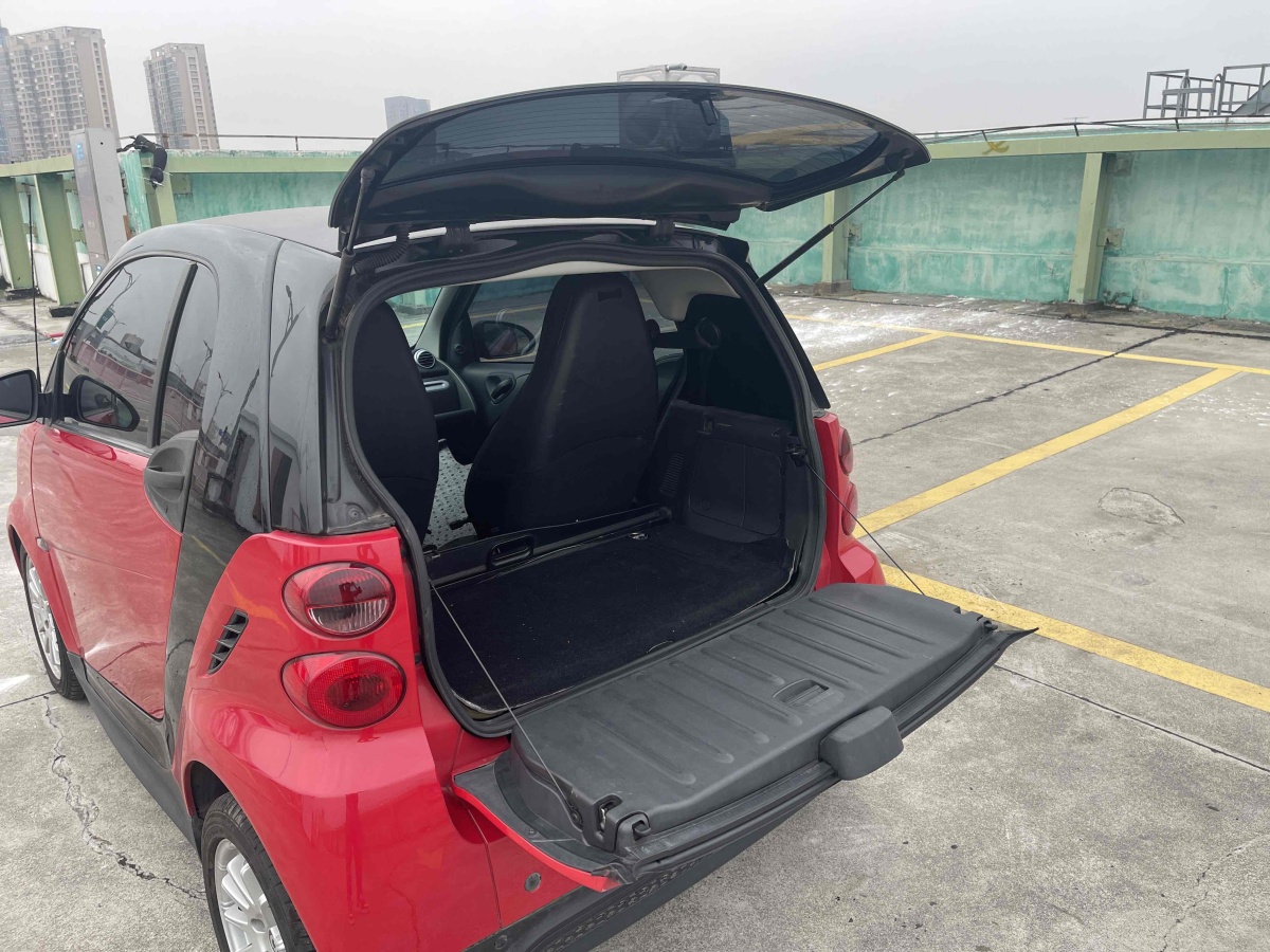 smart fortwo  2012款 1.0 MHD 硬頂標(biāo)準(zhǔn)版圖片