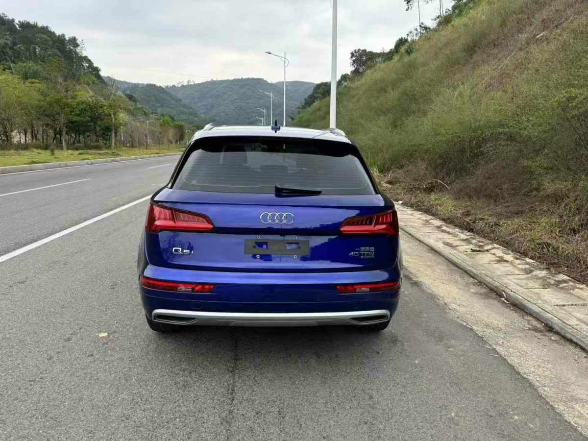 奧迪 奧迪Q3  2019款  35 TFSI 時尚動感型圖片