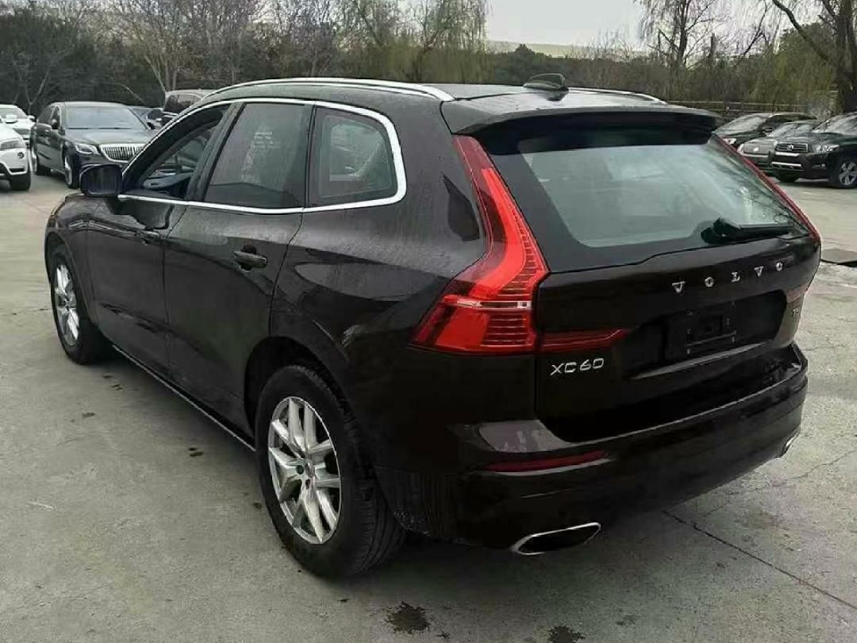 沃爾沃 XC60  2019款 T4 智逸版圖片