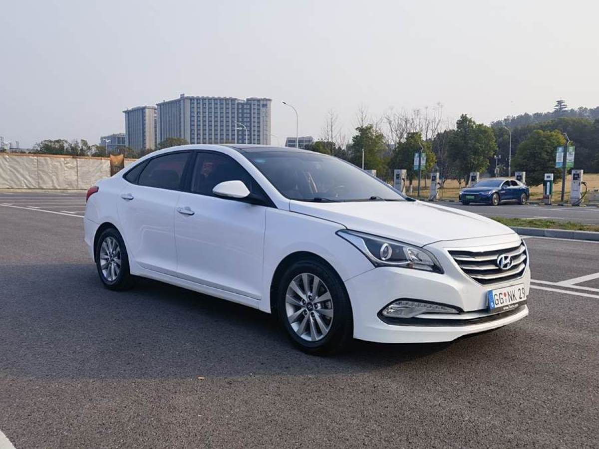 2014年5月現(xiàn)代 名圖  2014款 1.8L 自動智能型GLS