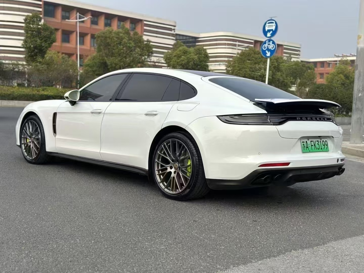 保時(shí)捷 Panamera新能源  2022款 Panamera 4 E-Hybrid 行政加長(zhǎng)鉑金版 2.9T圖片