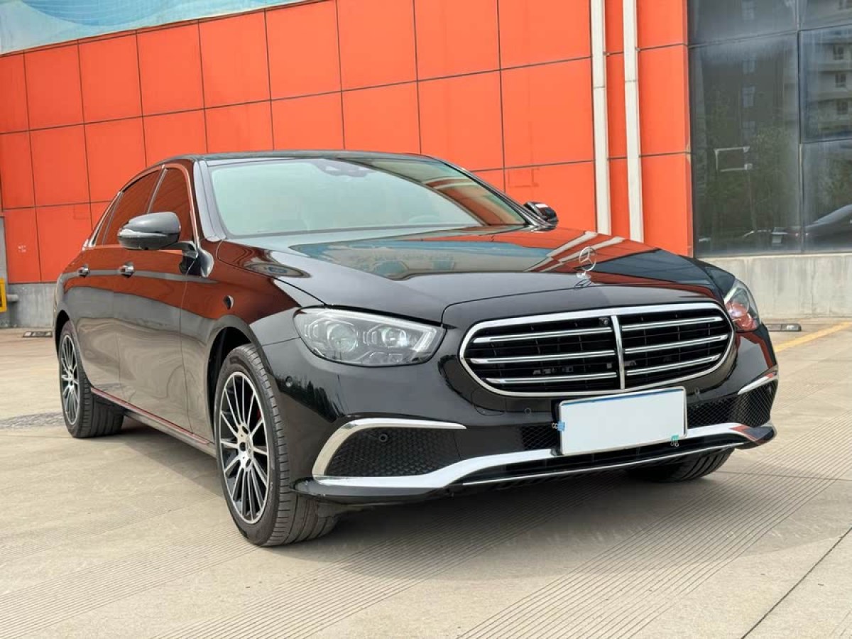 奔馳 奔馳E級(jí)  2021款 改款 E 300 L 豪華型圖片