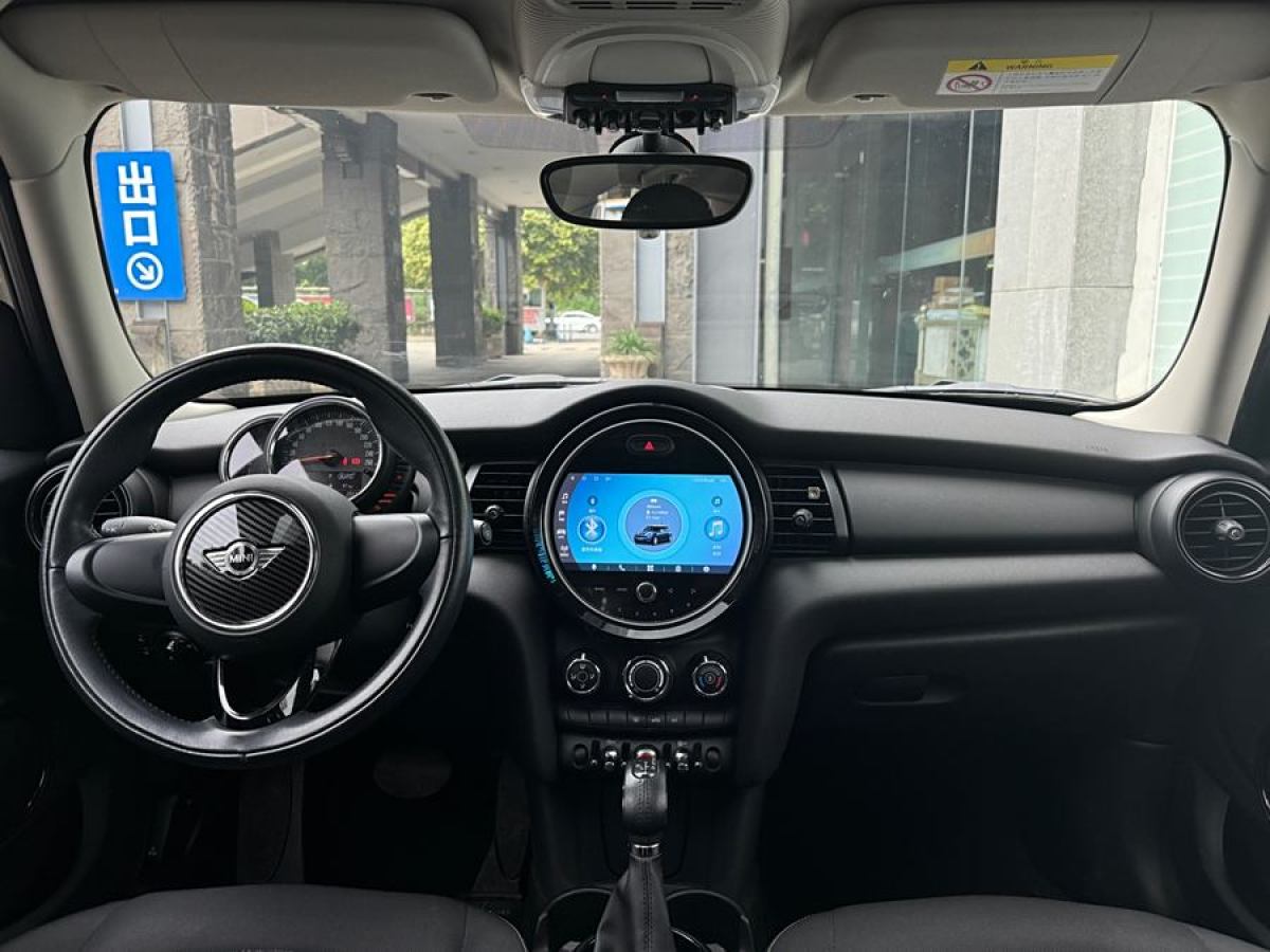 MINI MINI  2016款 1.2T ONE 五門版圖片