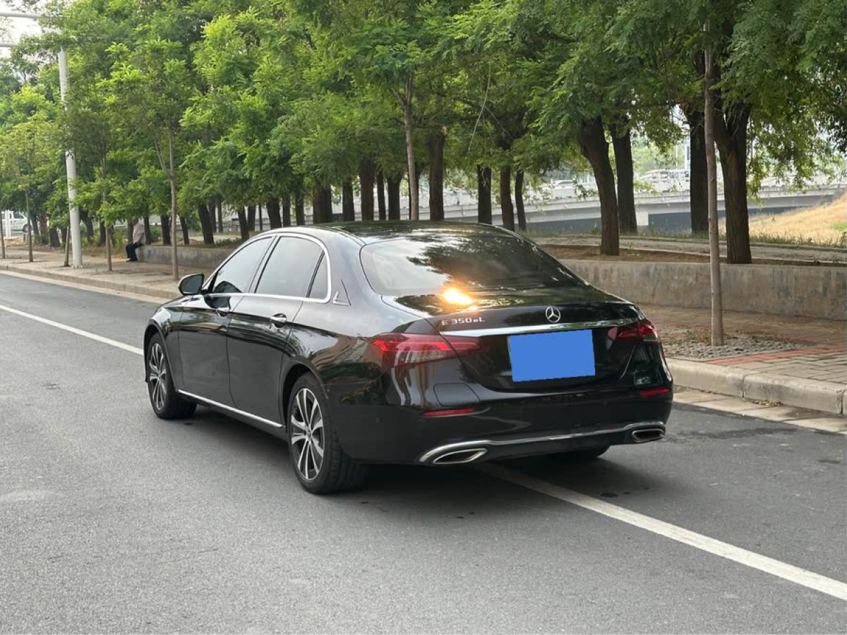 奔馳 奔馳E級新能源  2023款 E 350 e L 插電式混合動力轎車圖片