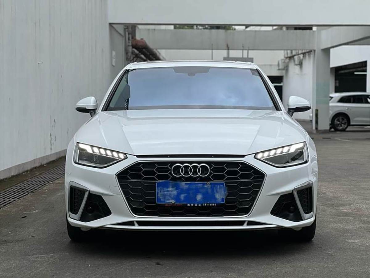 奧迪 奧迪A4L  2020款 40 TFSI 豪華動(dòng)感型圖片