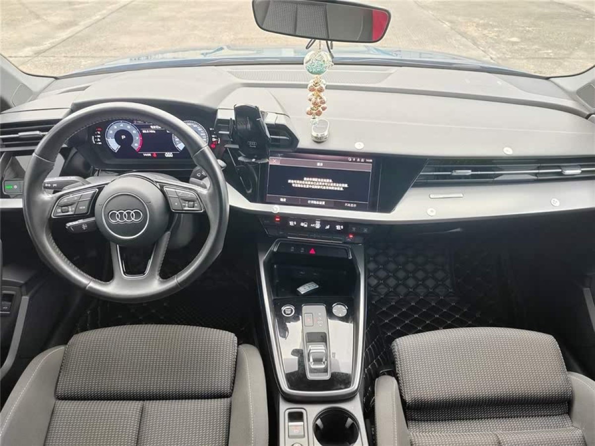 奧迪 奧迪A3  2021款 A3L Limousine 35 TFSI 進取運動型圖片