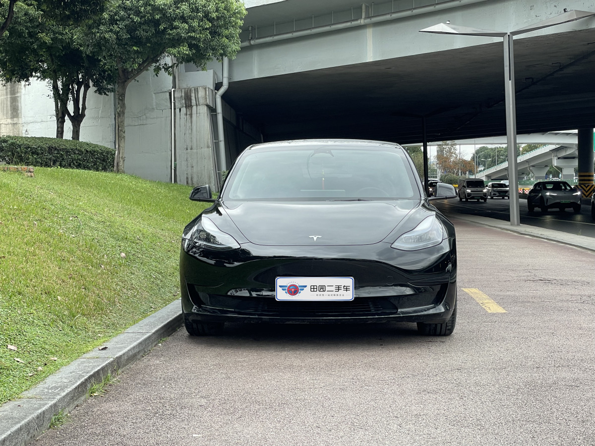 特斯拉 Model 3  2022款 改款 后輪驅(qū)動版圖片