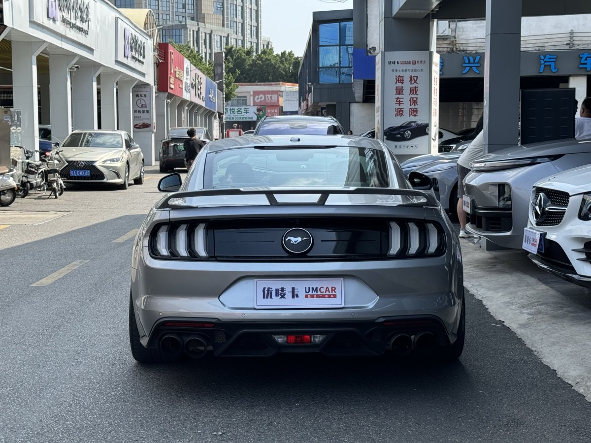 2020年10月福特 Mustang  2020款 2.3L EcoBoost 馳影性能進階版