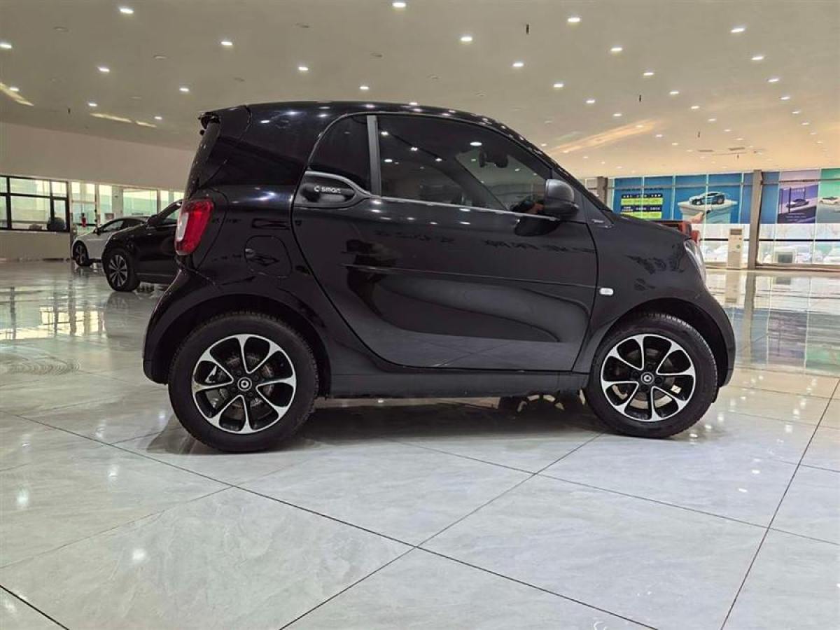 smart fortwo  2015款 1.0L 52千瓦硬頂激情版圖片