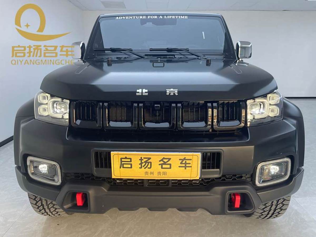 2023年6月北京 BJ40  2023款 2.0D 自動(dòng)四驅(qū)刀鋒英雄版?zhèn)b客型