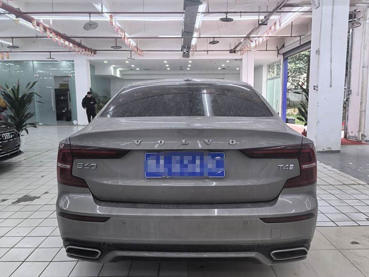 沃爾沃 S60L  2020款 T4 智遠豪華版圖片