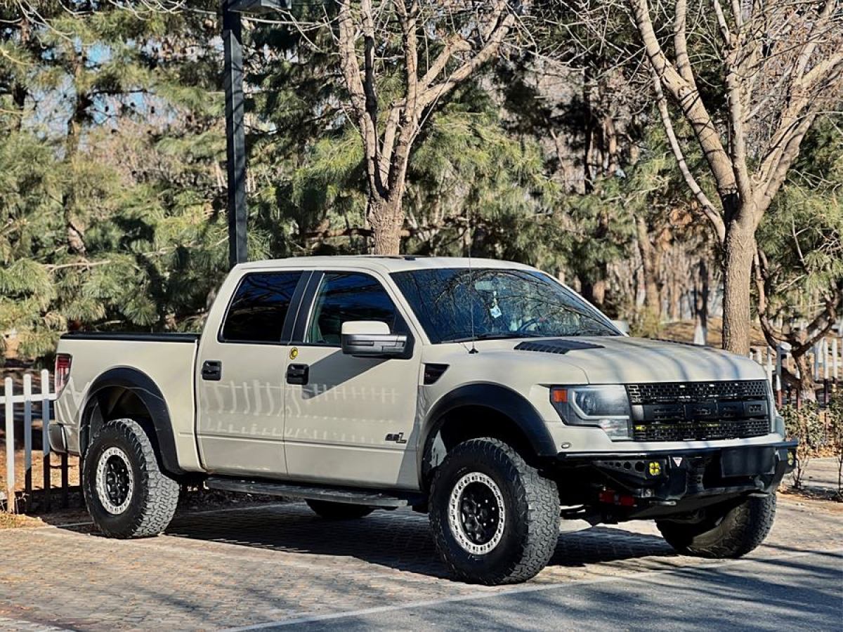 福特 F-150  2011款 6.2L SVT Raptor SuperCrew圖片