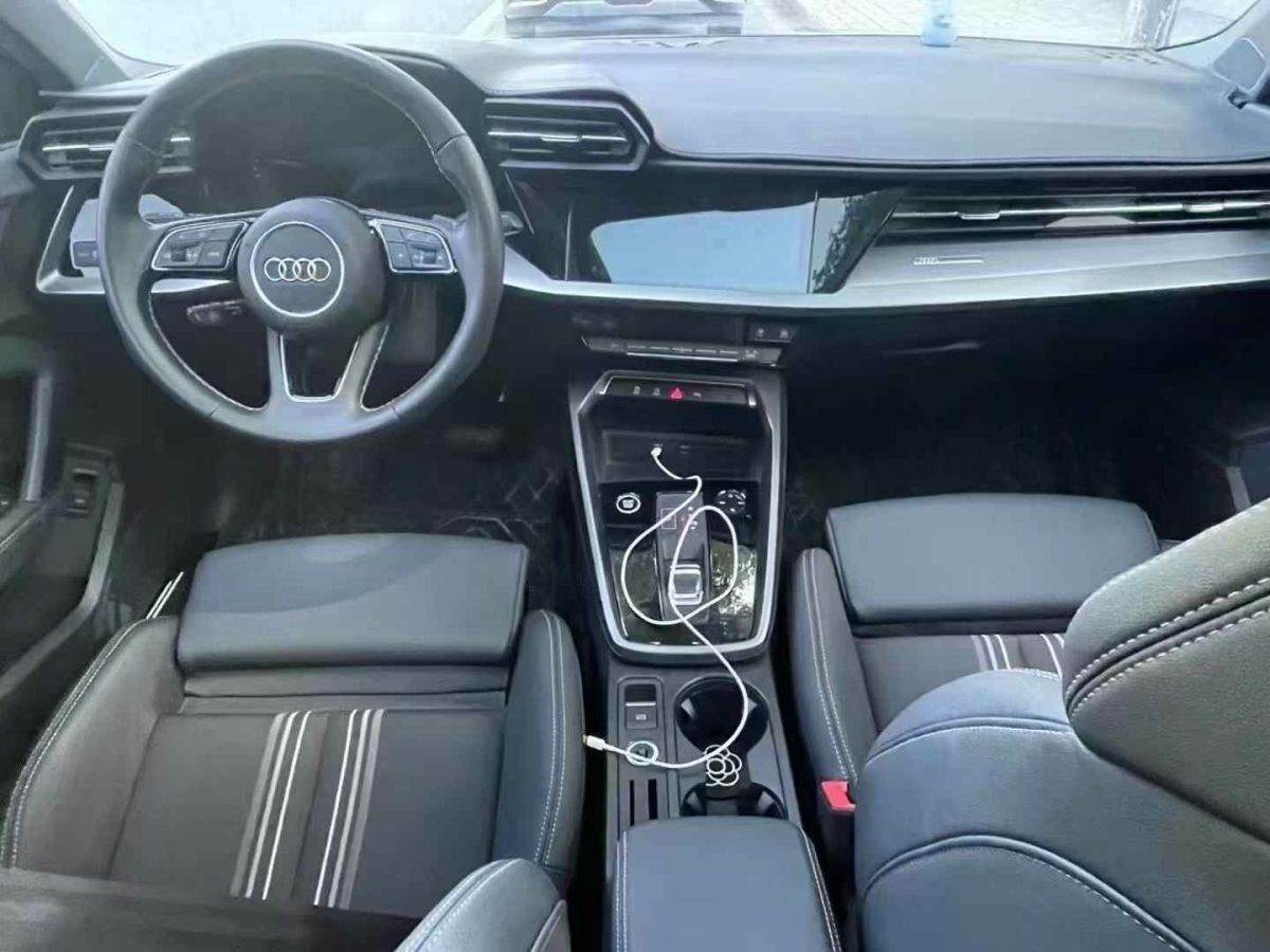 奧迪 奧迪A3  2023款 A3L Limousine 35 TFSI 時(shí)尚致雅型圖片