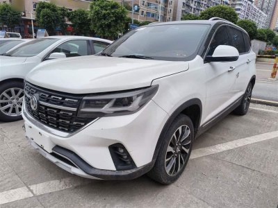 2019年8月 東風(fēng)風(fēng)行 風(fēng)行T5 230T CVT智享型圖片