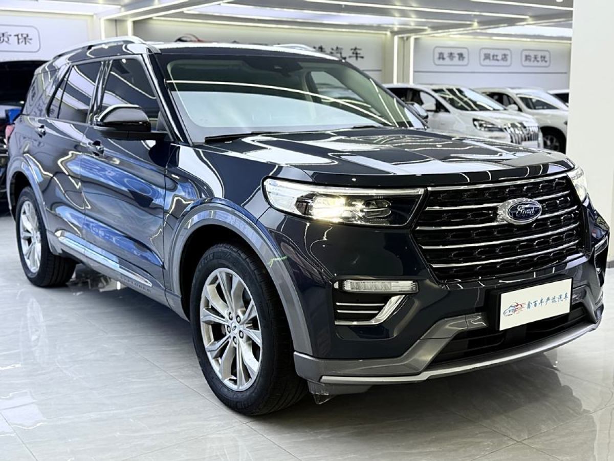 福特 探險(xiǎn)者  2020款 EcoBoost 285 四驅(qū)風(fēng)尚版 6座圖片