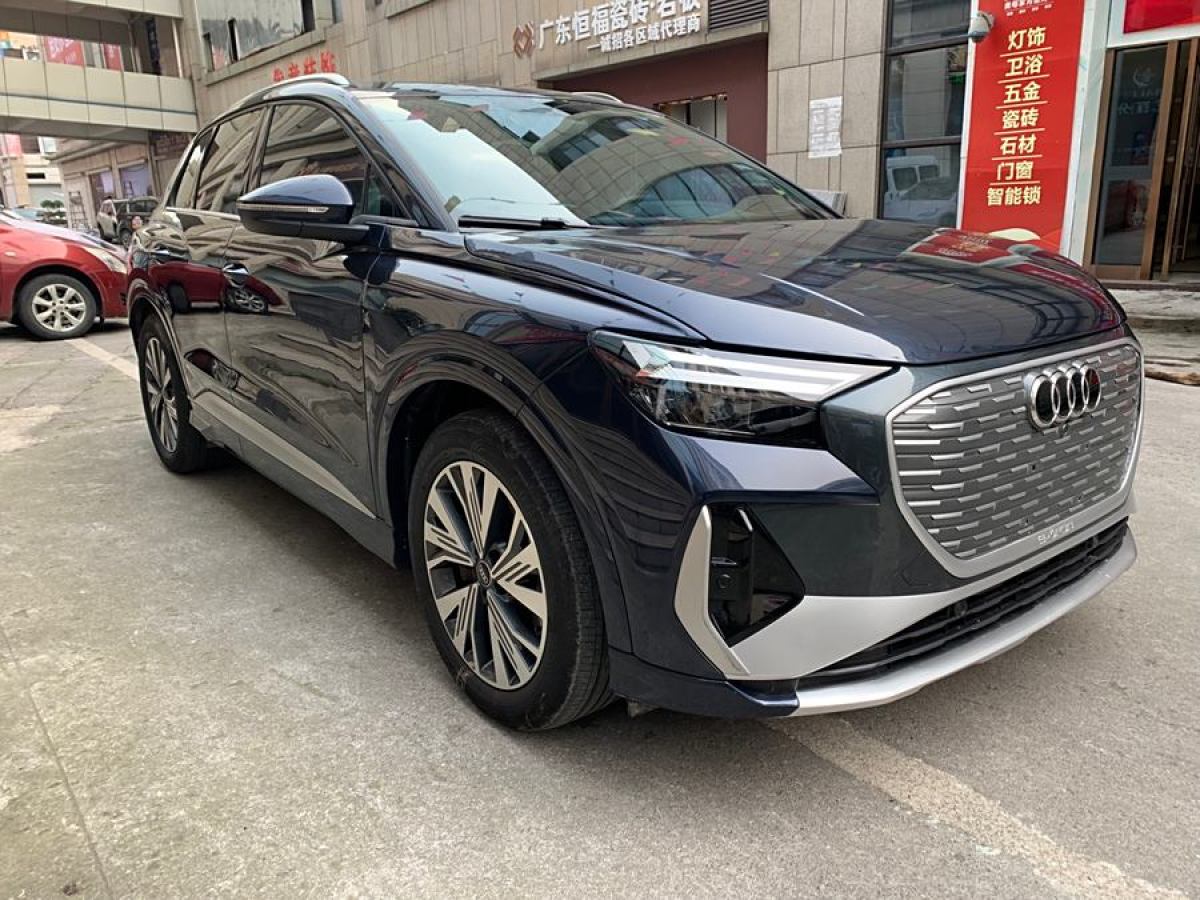 奧迪 奧迪Q4 e-tron  2023款 40 e-tron 創(chuàng)行版圖片