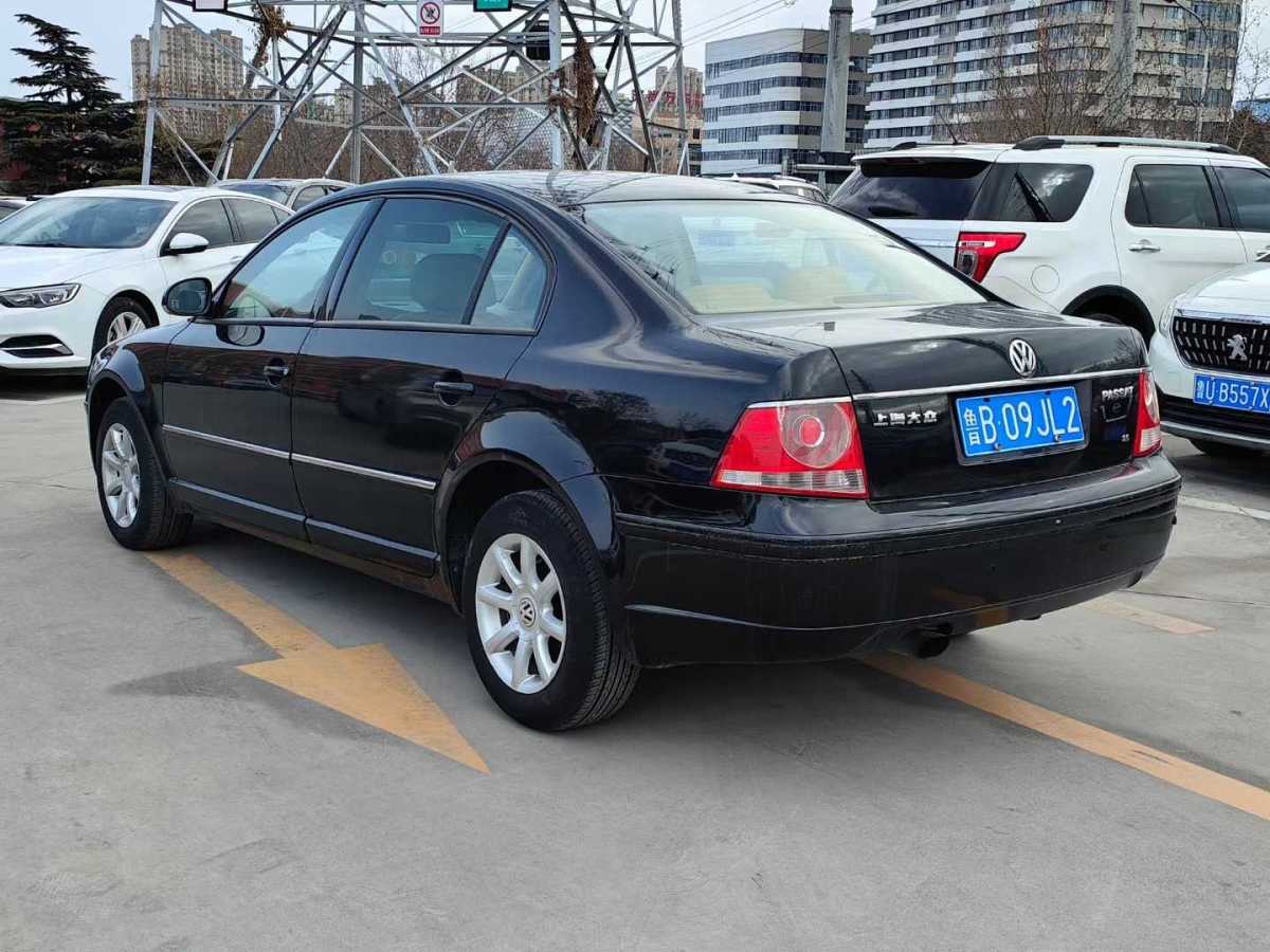 大眾 Passat領(lǐng)馭  2009款 2.0L MFI 自動尊享型圖片