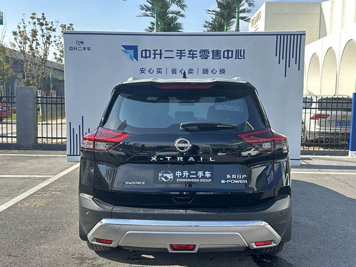 日產(chǎn) 奇駿  2023款 e-POWER 超混雙電機(jī)四驅(qū)至尊版圖片