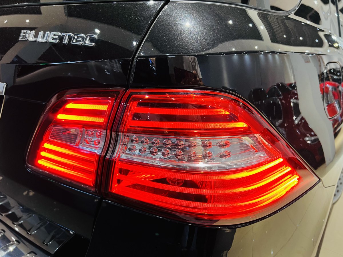 奔驰 奔驰M级  2014款 ML 350 CDI 4MATIC图片