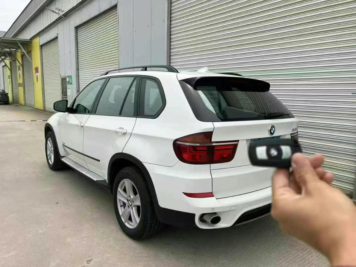 寶馬 寶馬X5  2012款 X5 xDrive30i 3.0 典雅型圖片