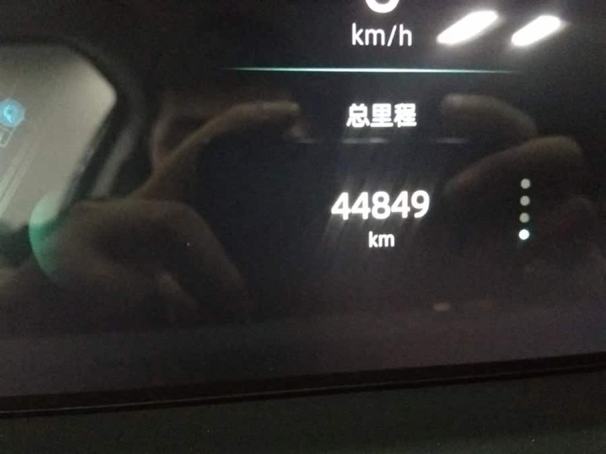 長安 長安UNI-K  2021款 2.0T 尊貴型圖片